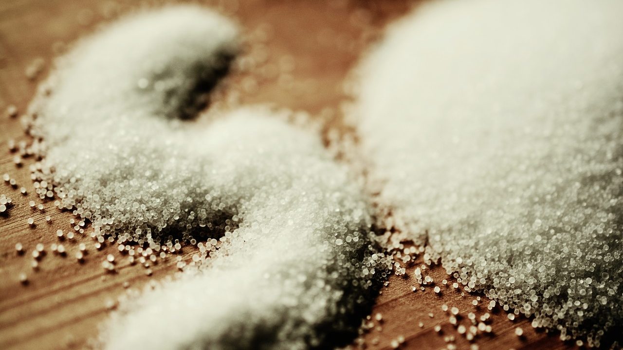 塩対応の意味や由来とは?英語表記は?砂糖対応・神対応もある?
